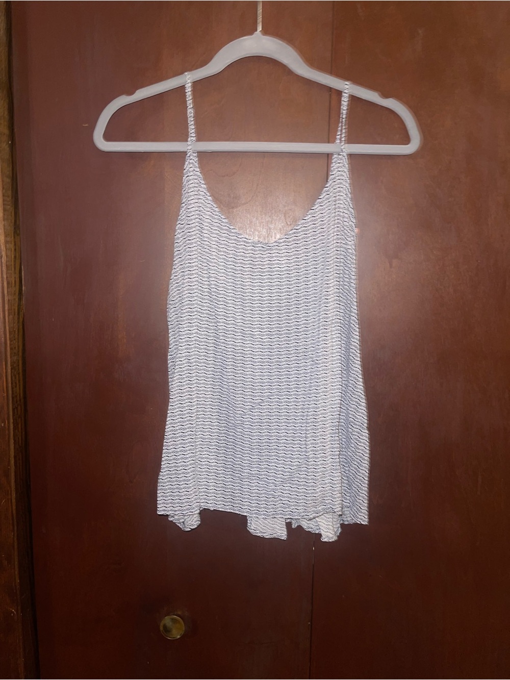 Old Navy White Textured Spaghetti-Strap Tank